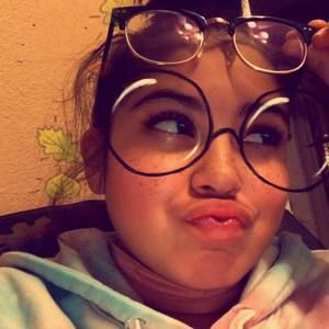 Meet your Posher, Samara